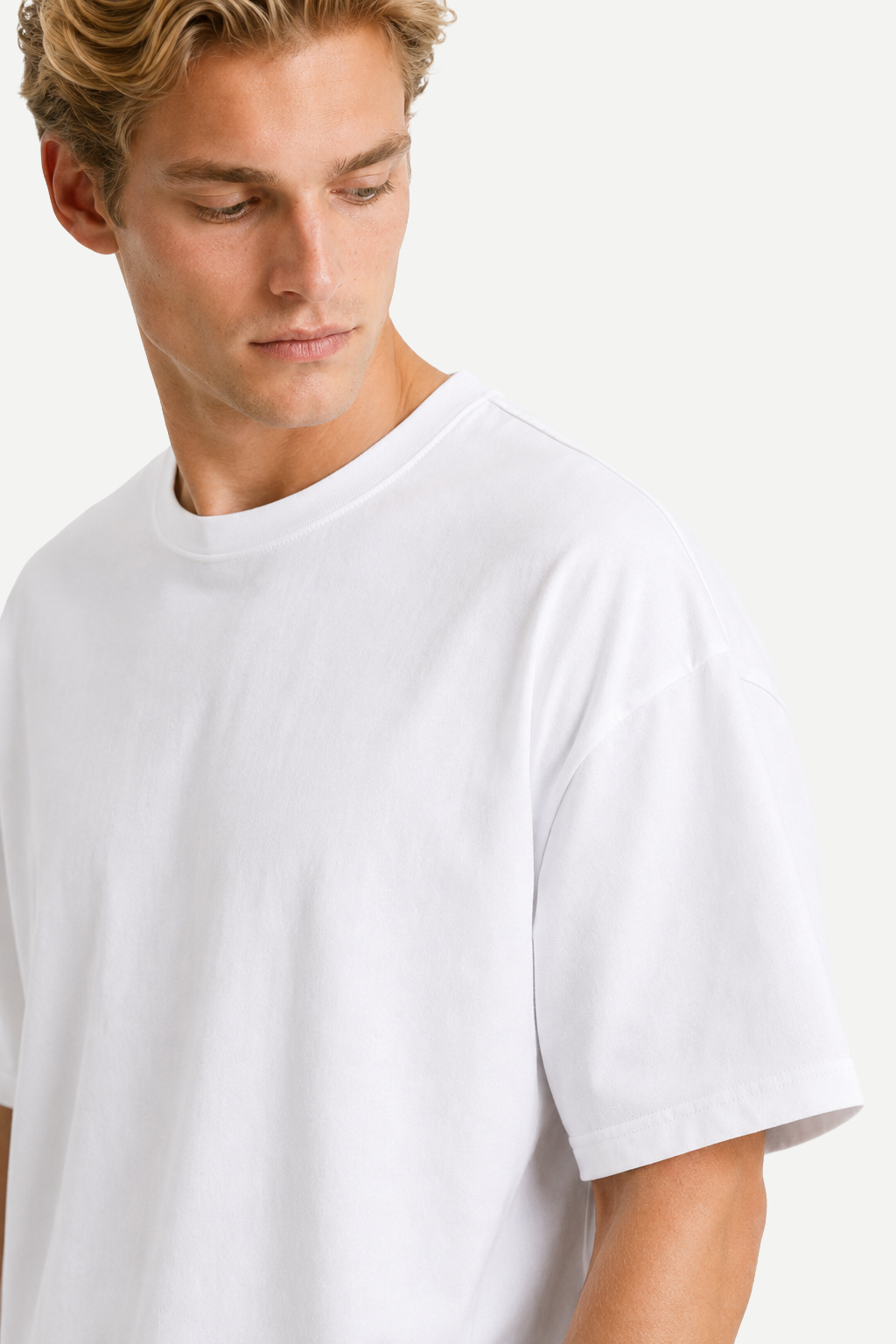 Camiseta Masculina Oversized em Tecido Encorpado